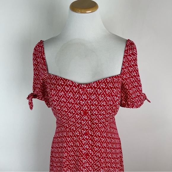 Aritzia Sunday Best Imogen Red Floral Dress in Lillooet/Espace | Size 4 - Picture 3 of 7